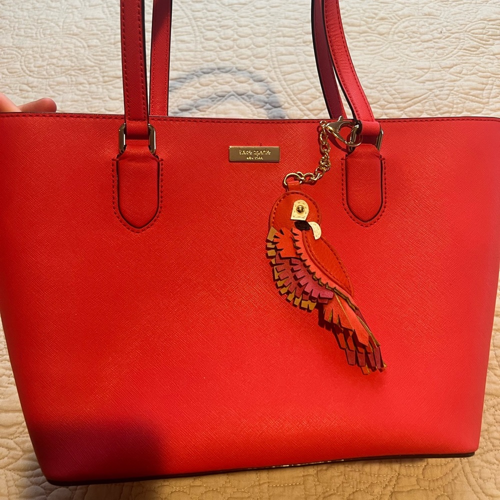 hot pink kate spade tote & matching parrot charm